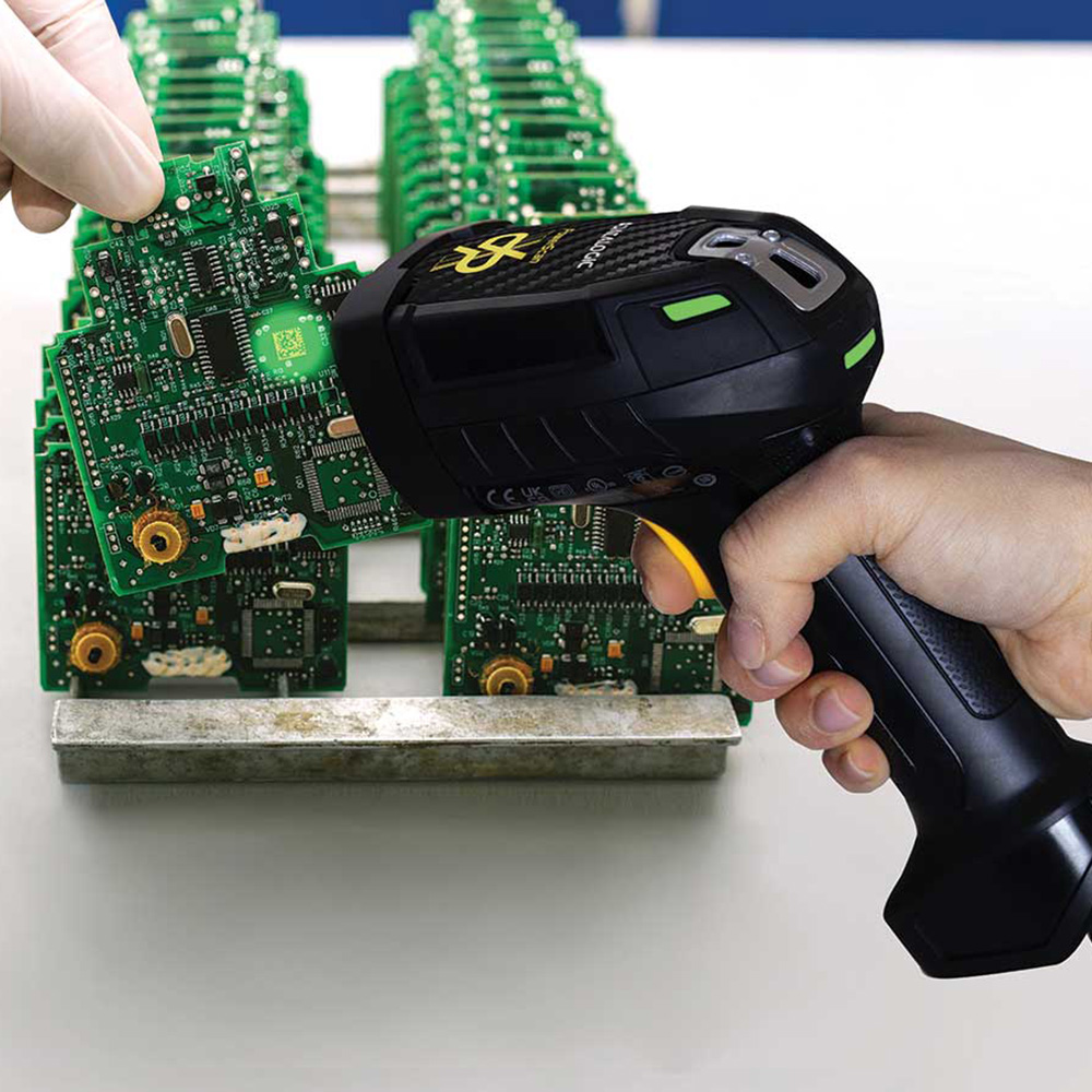 PLA-PS9600-DPX-ELECTRONICS1-HR_web